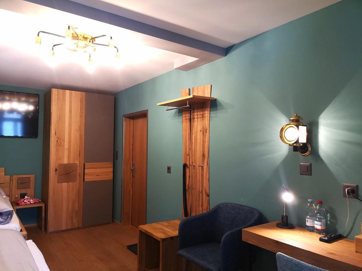 Gasthof Zur Buendte Jenins Εξωτερικό φωτογραφία
